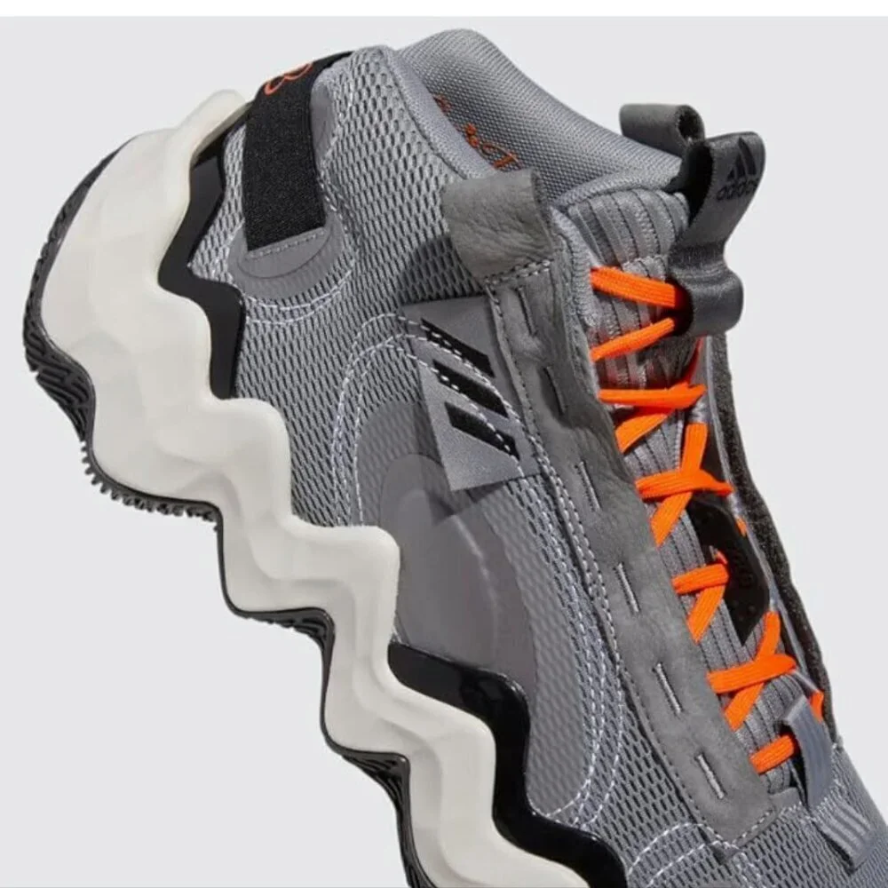 Adidas Candace Parker Basketball Shoes Size 8.5 NWT